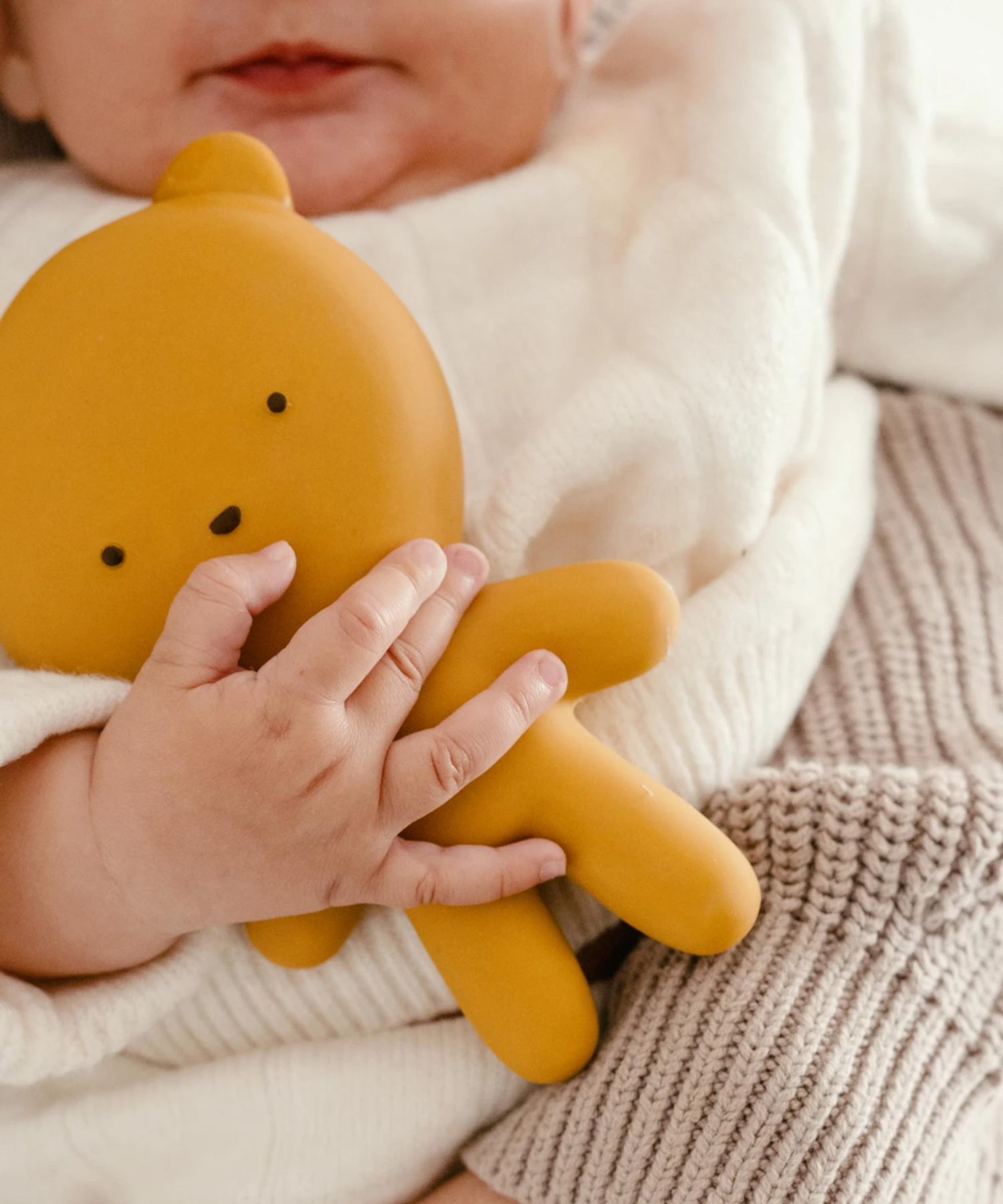 Gommu Mini Bear – Sienna – 100% Natural Rubber Hevea Tree We are Gommu
